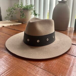 Janessa Leone 100% Wool Pinched Brim Hat/Fedora